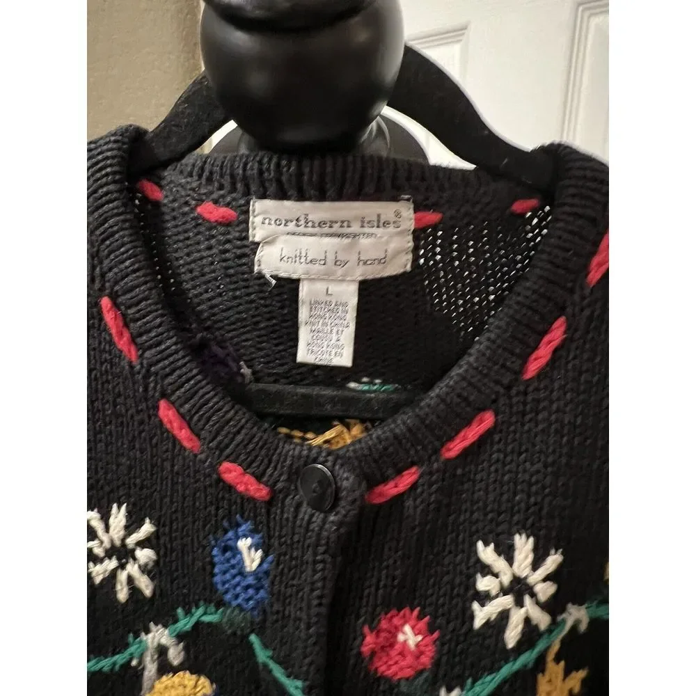 Northern Isles Knitted By Hand‎ Size Large Christmas Sweater